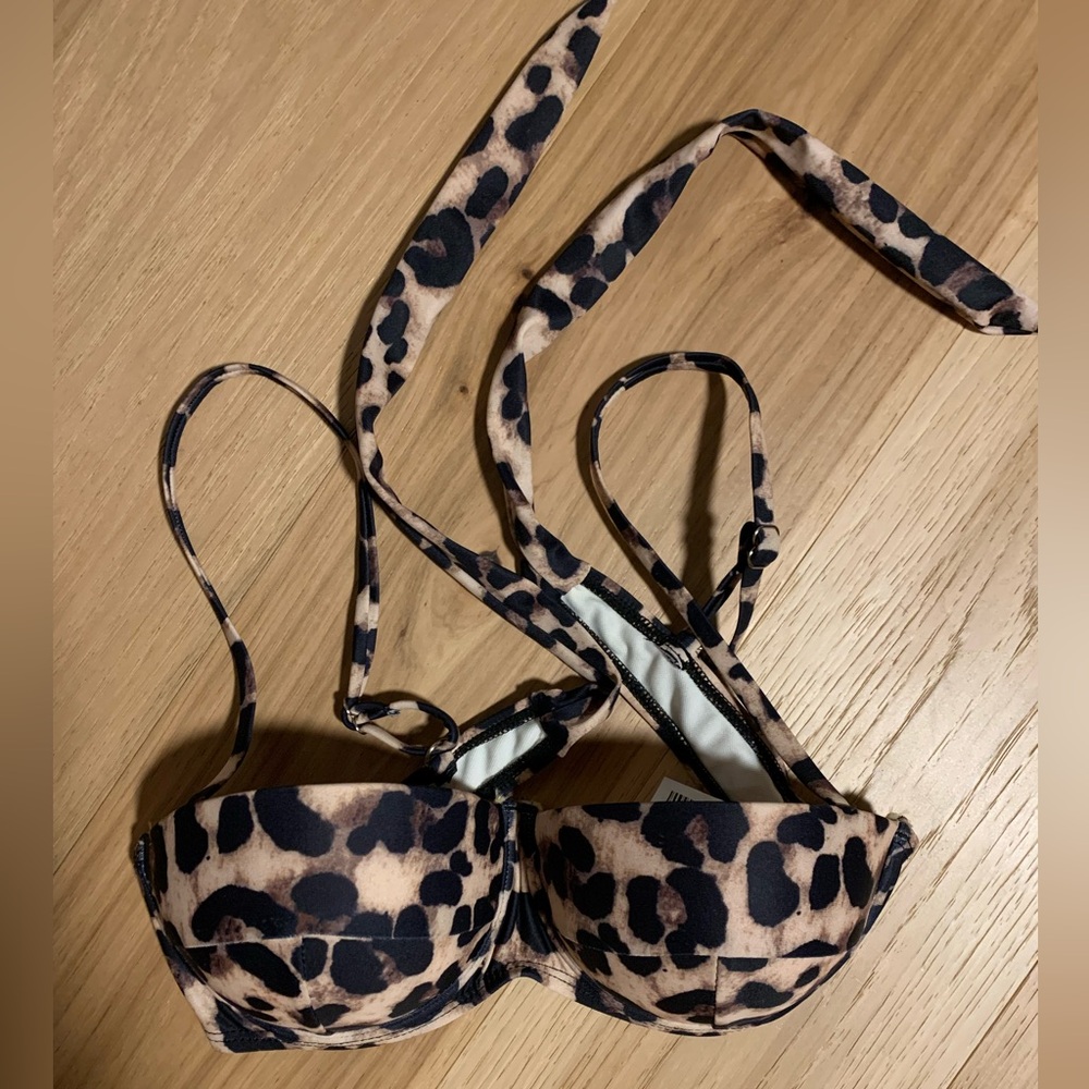 Leopard print bikini top